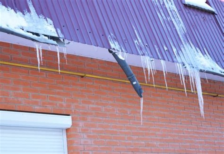 20 Surprising Ways Winter Damages Your Home, According to Experts