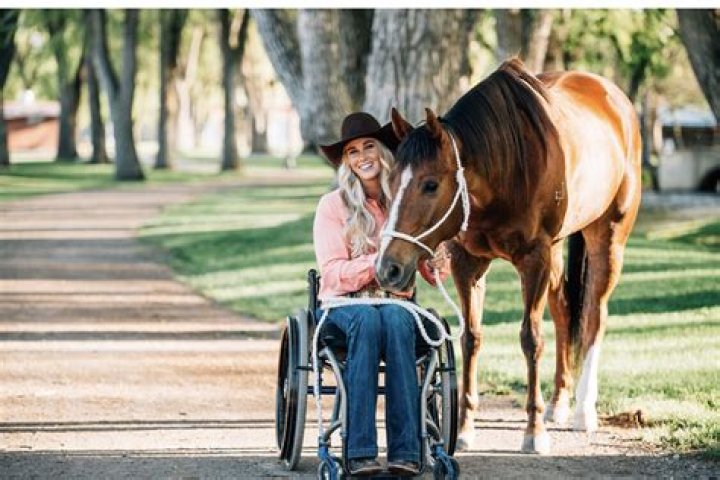Amberley Snyder (equestrian) Wiki,Age,Birthday,Biography,Height,Net Worth ..