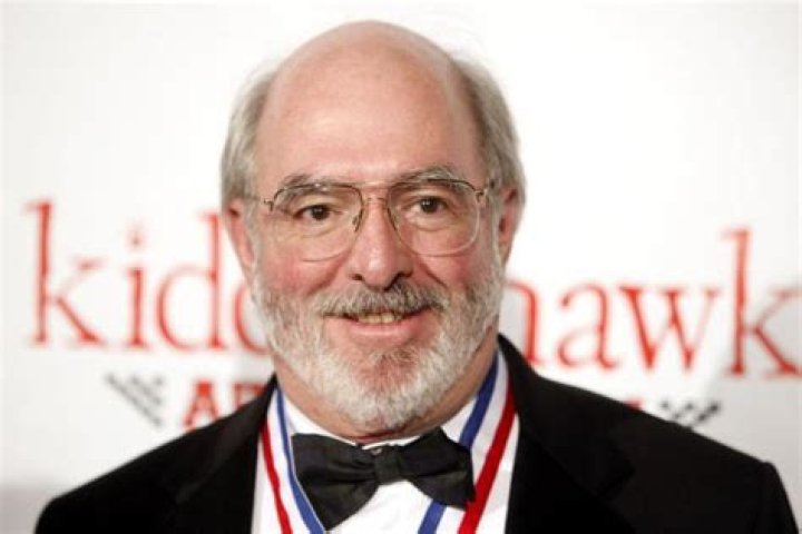 Bruce McCaw Net Worth | Celebrity Net Worth