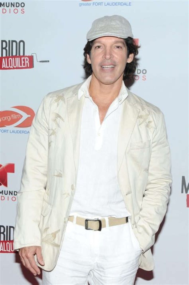 Carlos Arreaza - Bio, Age, Wiki, Facts and Family