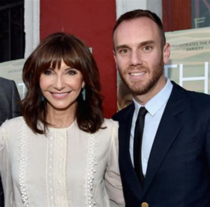 Charlie McDowell - Bio, Age, height, weight, Wiki, Facts and Family