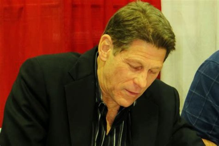 Charlie Waters - Bio, Age, net worth, Wiki, Facts and Family