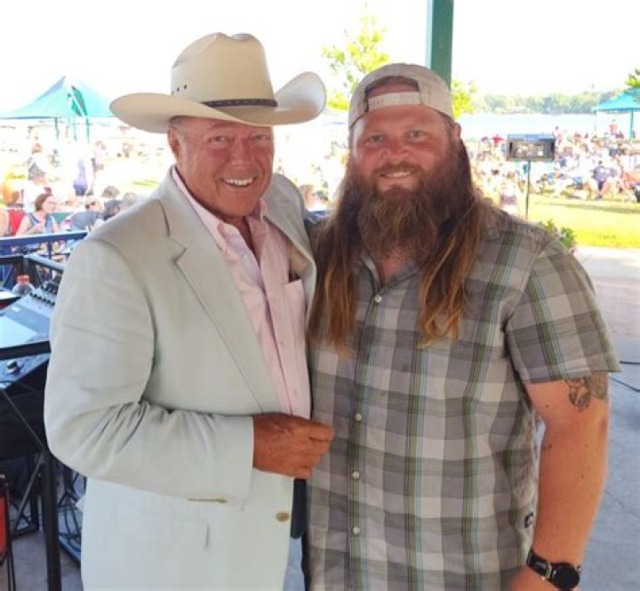 Chris Kroeze - Bio, Age, Wiki, Facts and Family