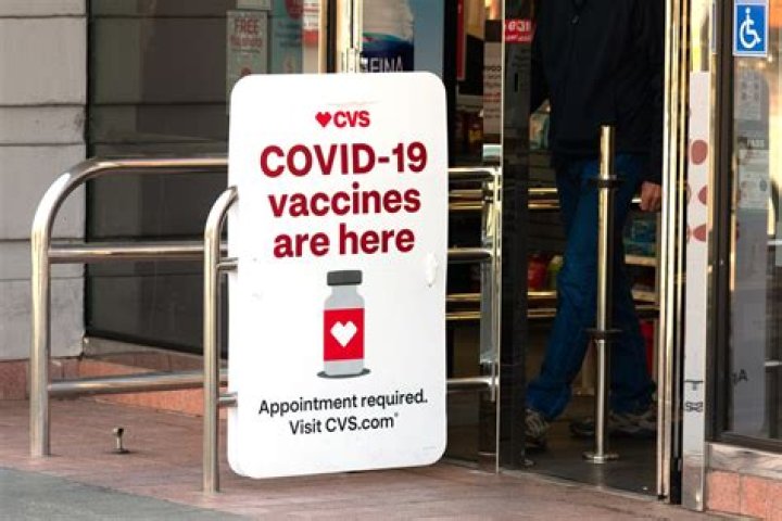 CVS, Walgreens Slammed for “Frustrating” COVID Vaccine Rollout