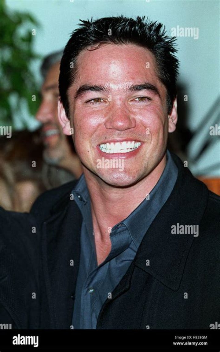 Dean Cain Height, Weight, Age, Family, Facts, Education, Biography