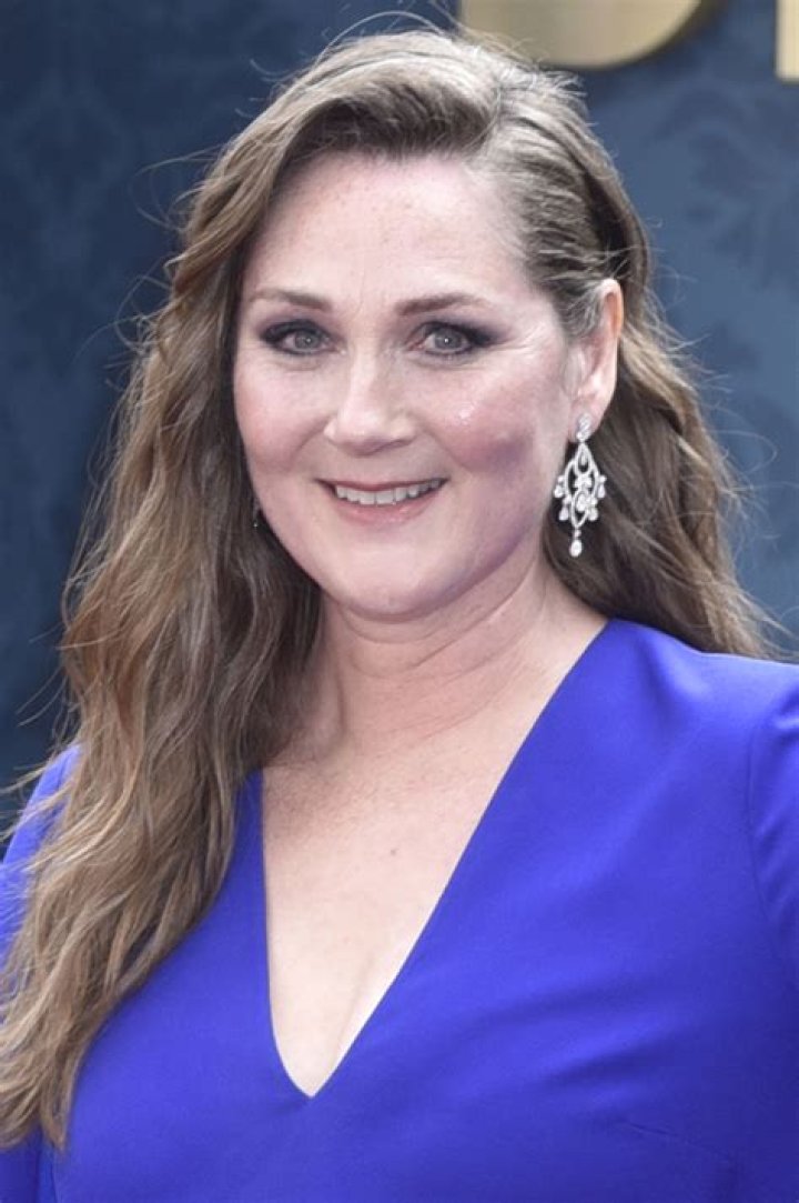 Derek Riddell - Bio, Age, height, Wiki, Facts and Family