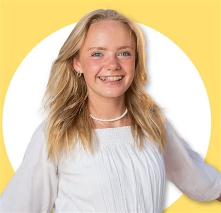 Emily Skye - Bio, Age, Wiki, Facts and Family