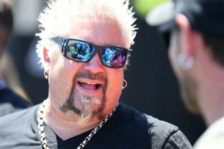 Guy Fieri Helps Raise $25 Million For The Restaurant Employee Relief Fund