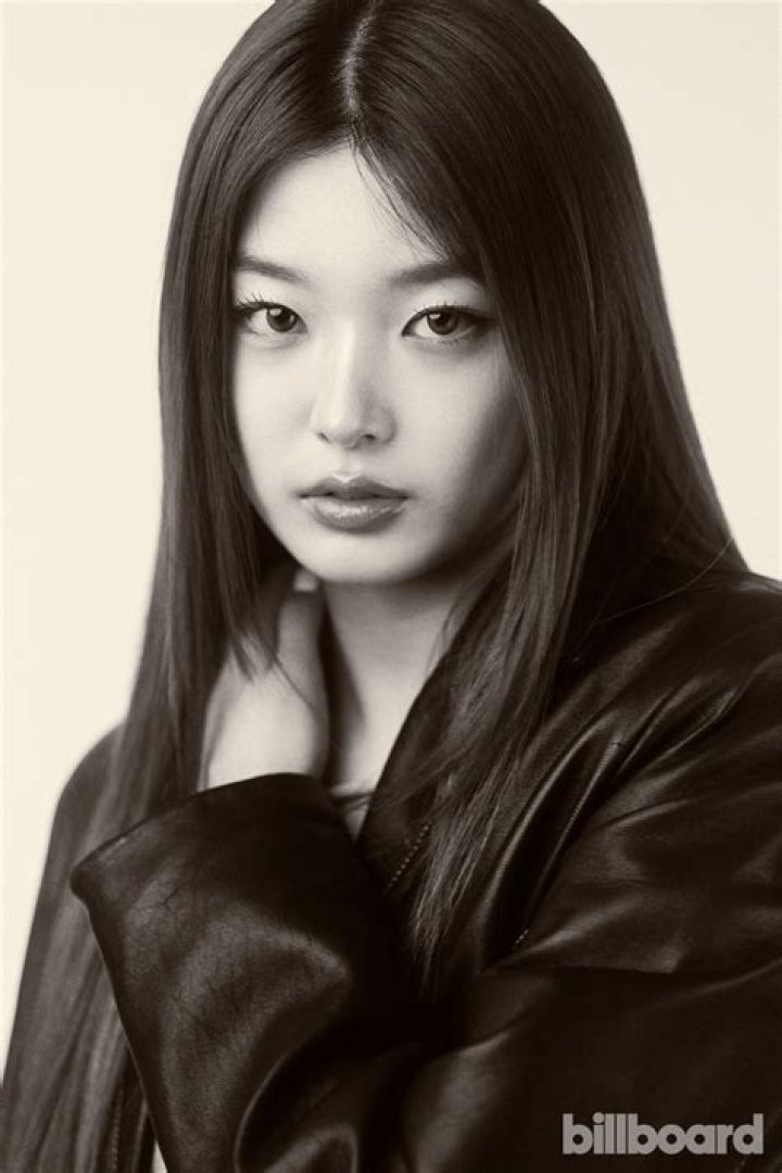 Han Chae-young - Bio, Age, Wiki, Facts and Family