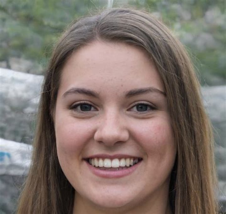 Hanna Eyre - Bio, Age, Wiki, Facts and Family