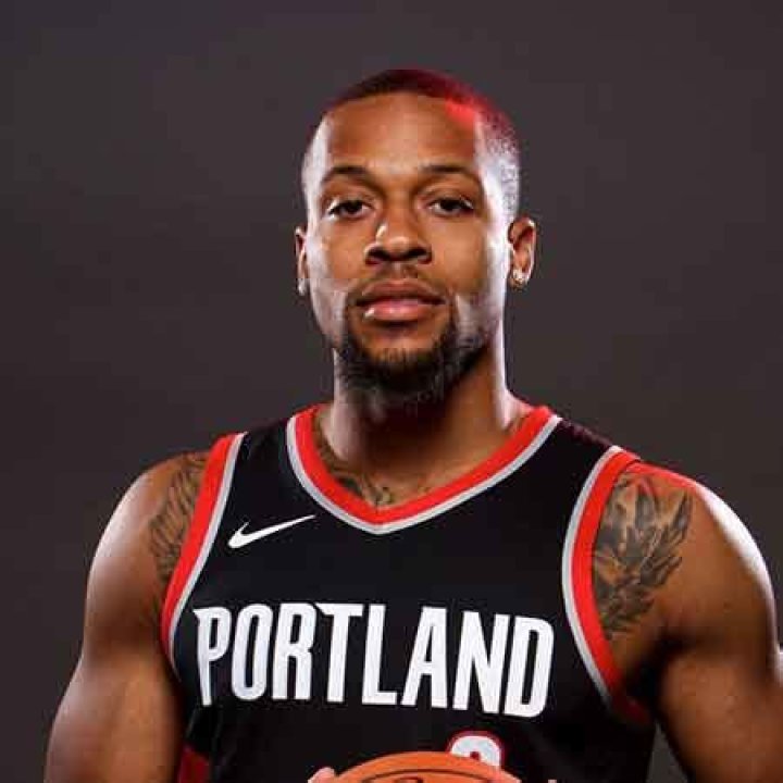 Isaiah Briscoe, Biography, salary, net worth, contract, NBA, Basketball, Personal life, girlfriend, Affair