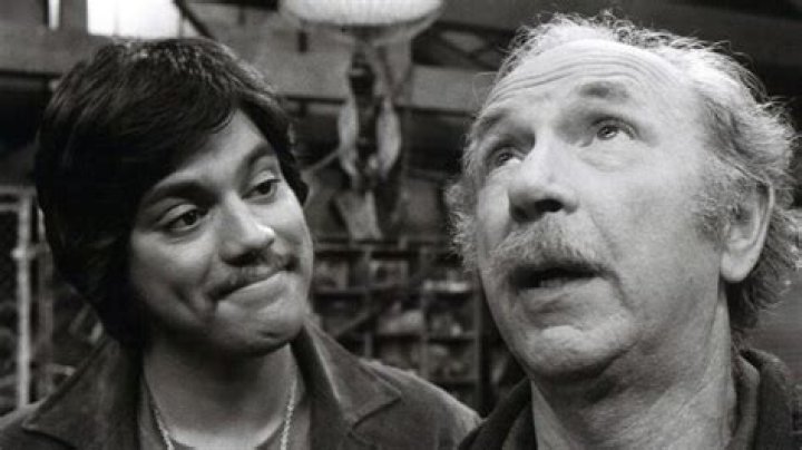 Jack Albertson - Bio, Age, height, Wiki, Facts and Family