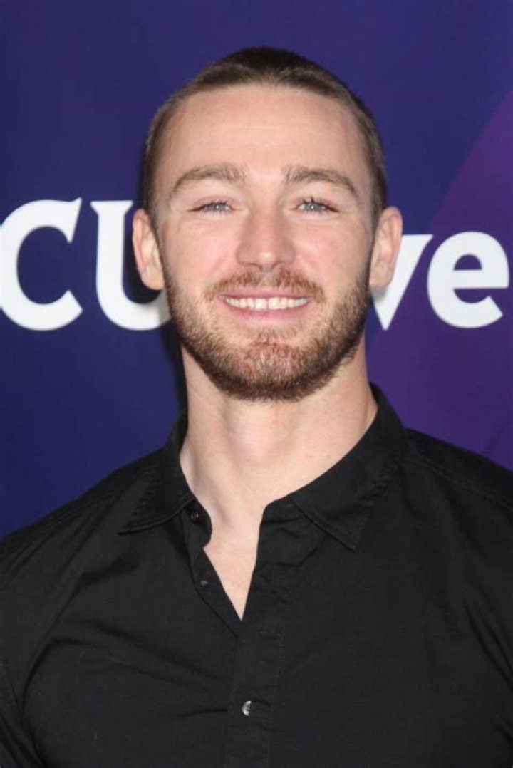 Jake McLaughlin Height, Weight, Age, Spouse, Family, Facts, Biography