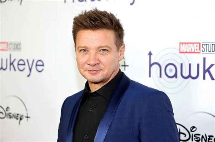 Jeremy Renner Height, Weight, Age, Spouse, Family, Facts, Biography