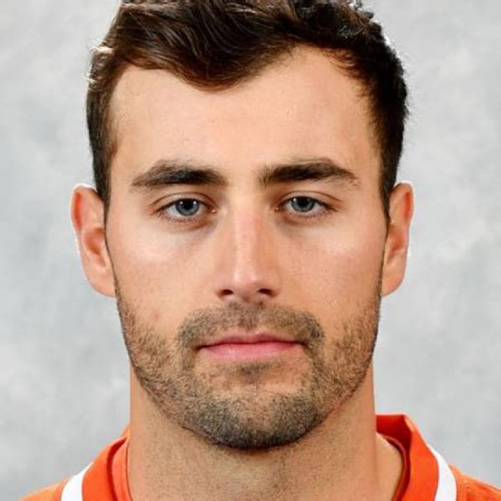 Jordan Eberle Biography- NHL player, Salary, Earnings, Contract, Net worth, Married, Wife, Girlfriend, Affair, Age, Children, Height, Nationality