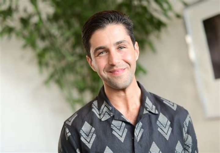 Josh Peck Net Worth | Celebrity Net Worth