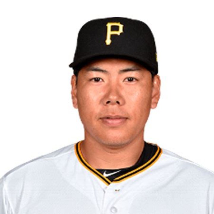 Jung-ho Kang Biography- MLB player, Salary, Earnings, Contract, Net worth, Married, Relationship, Affair, Age, height, Family, Relationship, Girlfriend