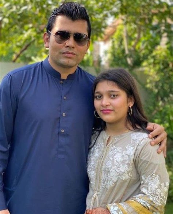 Kamran Akmal - Bio, Age, siblings, height, Wiki, Facts and Family