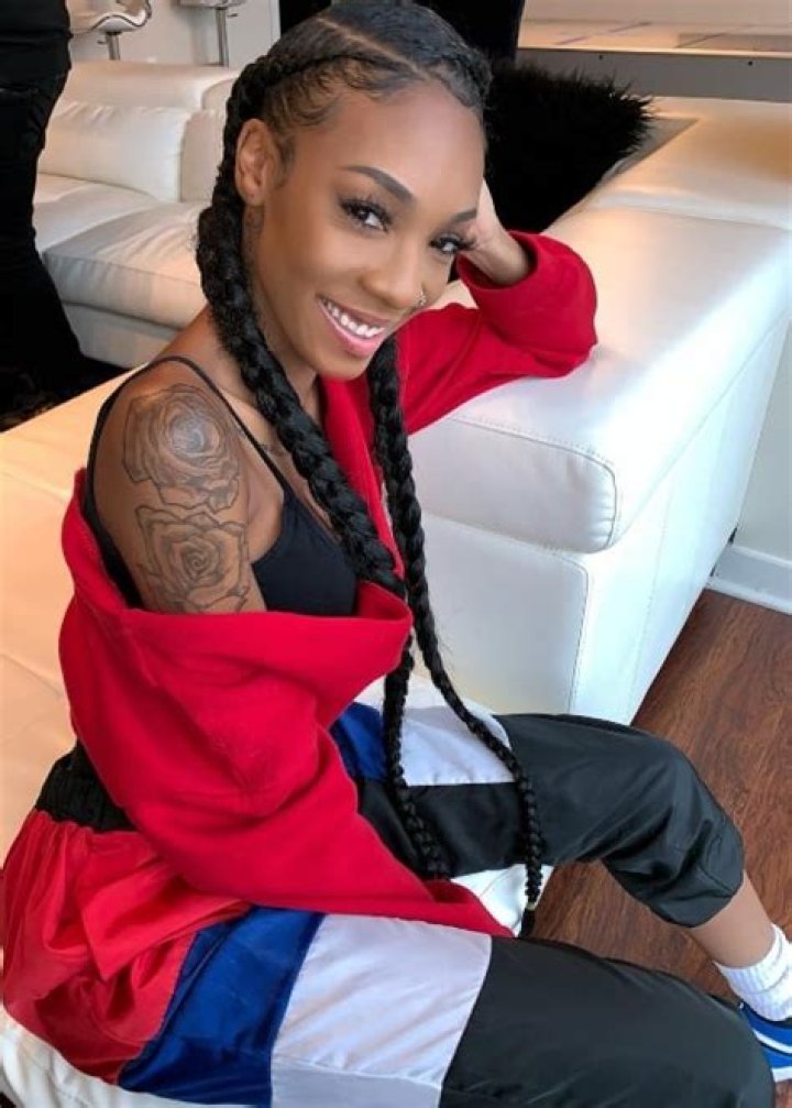 Kellie Sweet Height, Weight, Age, Body Statistics