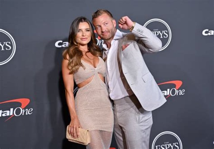 
Know Veronika Khomyn's Sexy Football Coach Boyfriend Sean Mcvay's Net Worth, Salary, Contract Details and Lifestyle