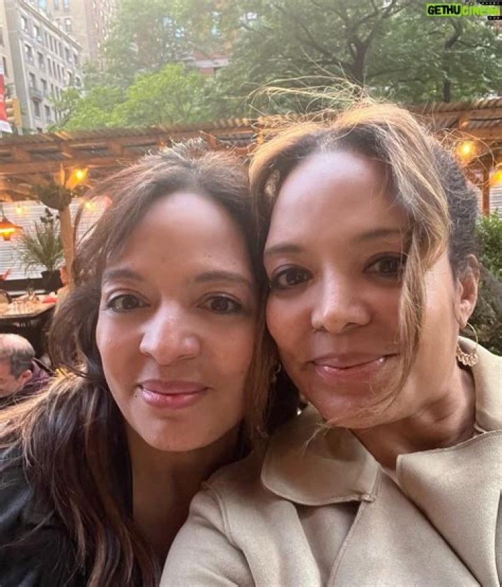 Lauren Velez - Bio, Age, Wiki, Facts and Family