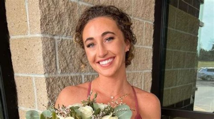 Lisa Taylor - Bio, Age, Birthday, Wiki, Facts and Family