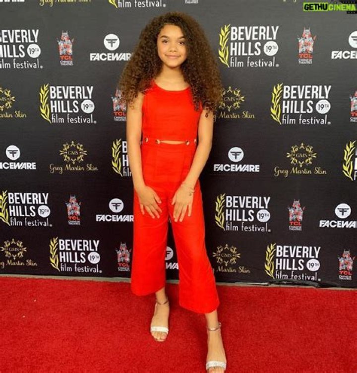 McKenna Walker - Bio, Age, Wiki, Facts and Family