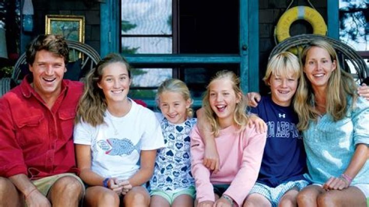 Molly Carlson - Bio, Age, Wiki, Facts and Family