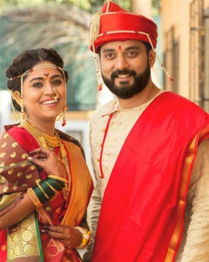 Mrunmayee Deshpande - Bio, Age, Wiki, Facts and Family