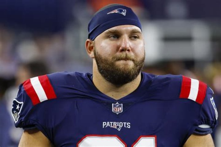 New England Patriots Guard Drew Desjarlais's Biography, Parents, Net Worth, Salary, Earnings, Girlfriend and Relationship Status