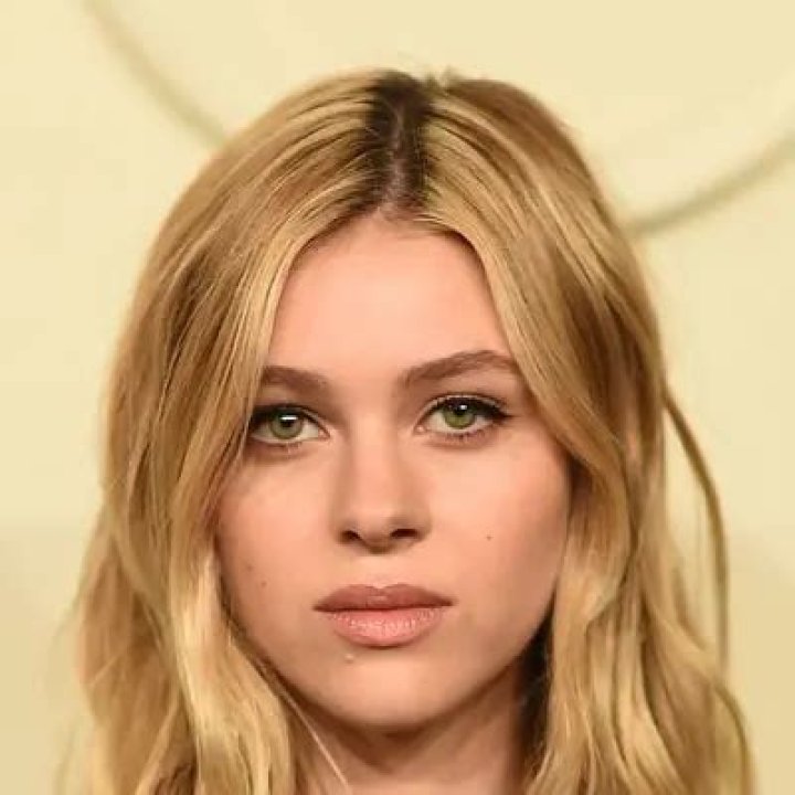 Nicola Peltz Net Worth | Celebrity Net Worth