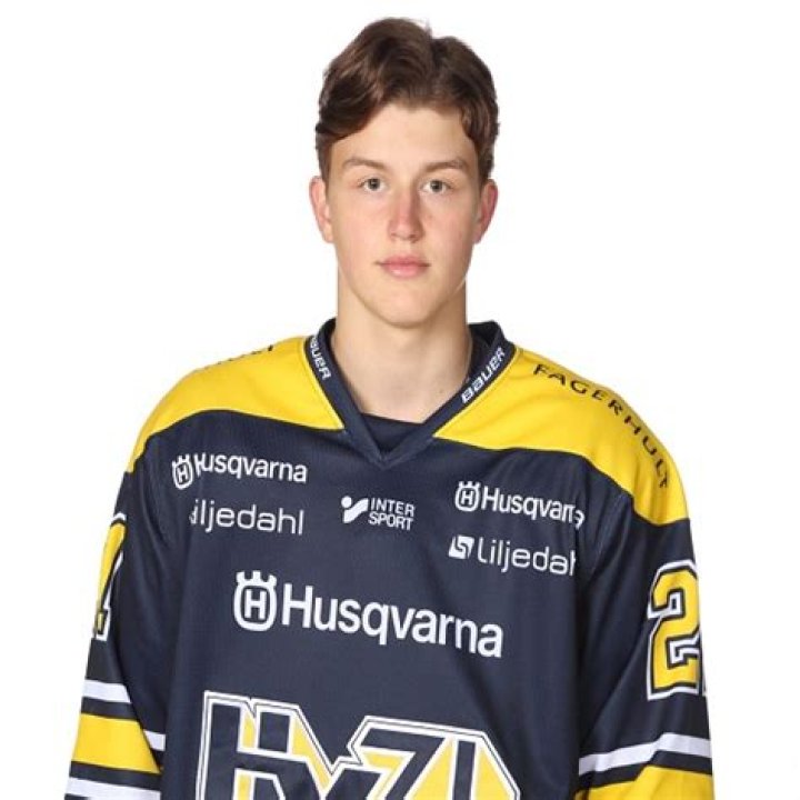 Oskar Olausson Bio, Net Worth, Signing Bonus, NHL, Stats, & Girlfriend