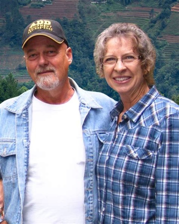 Ricky Van Shelton - Bio, Age, Wiki, Facts and Family