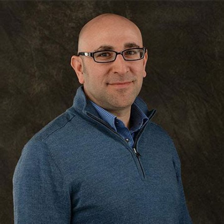 Rob Demovsky Bio-salary, net worth, married, affair, dating, children, career, relationship, height, weight