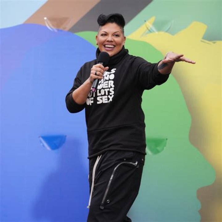 Sara Ramirez Height, Weight, Age, Spouse, Family, Facts, Biography