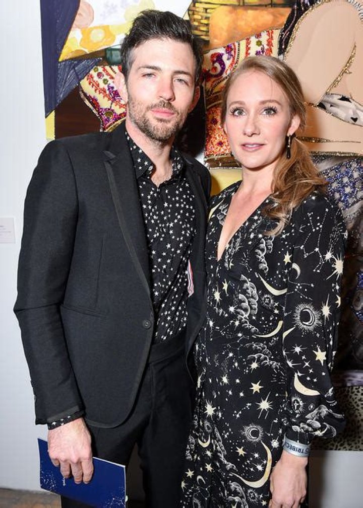 Scott Avett - Bio, Age, siblings, Wiki, Facts and Family