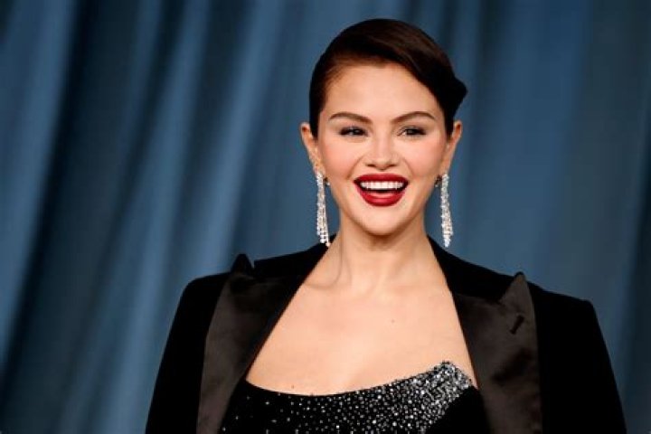 Selena Gomez - Bio, Age, Wiki, Facts and Family