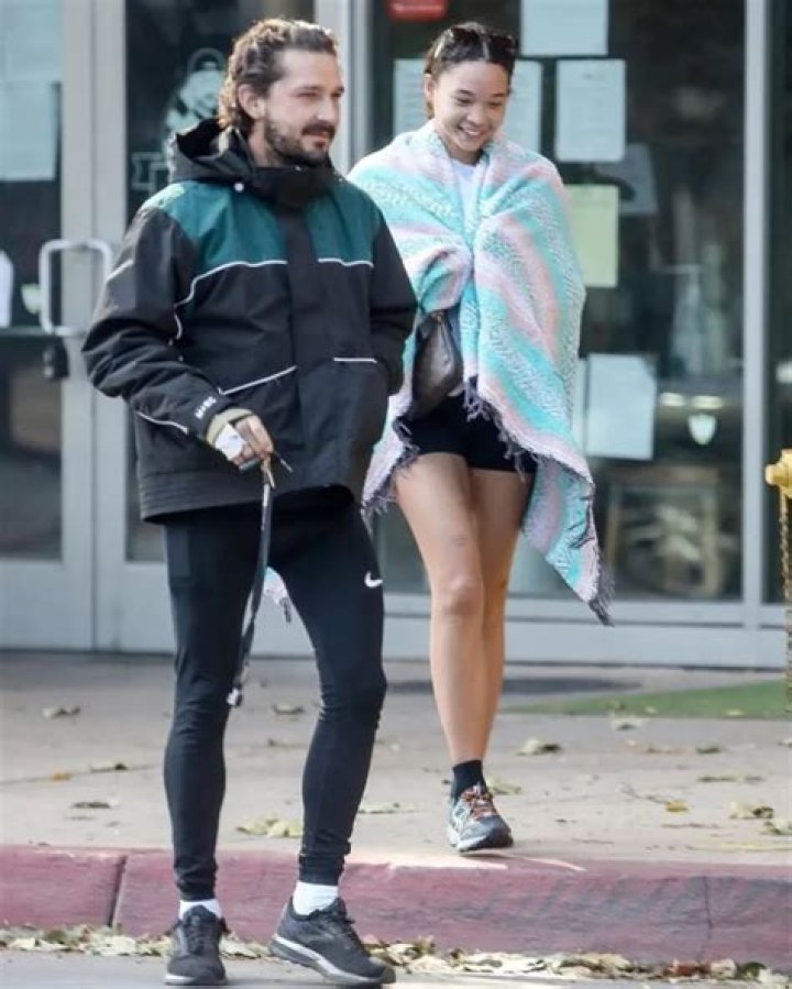 Shia LaBeouf Height, Weight, Age, Girlfriend, Family, Facts, Biography