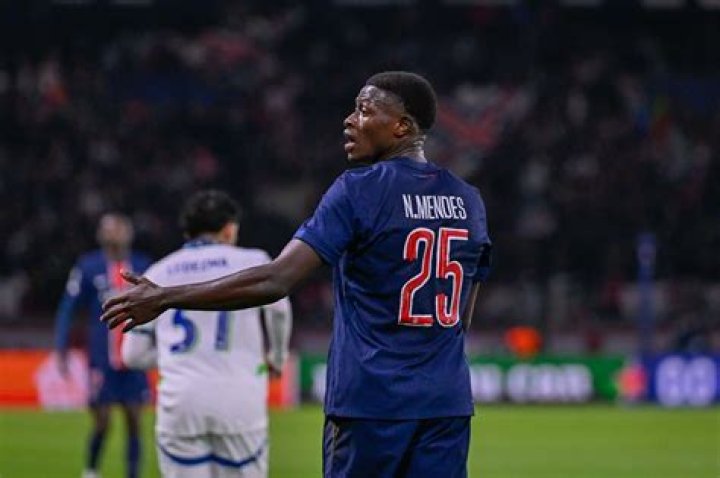 Simone Mendes - Bio, Age, Wiki, Facts and Family