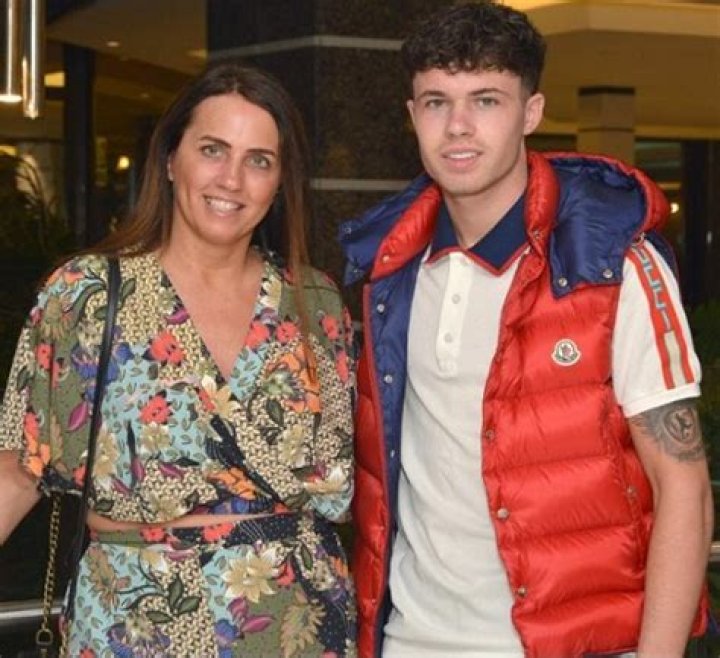 Welsh Footballer Neco Williams Salary, Net Worth, Girlfriend, Career, Parents, Siblings, Brothers, Stats, Wiki, Instagram