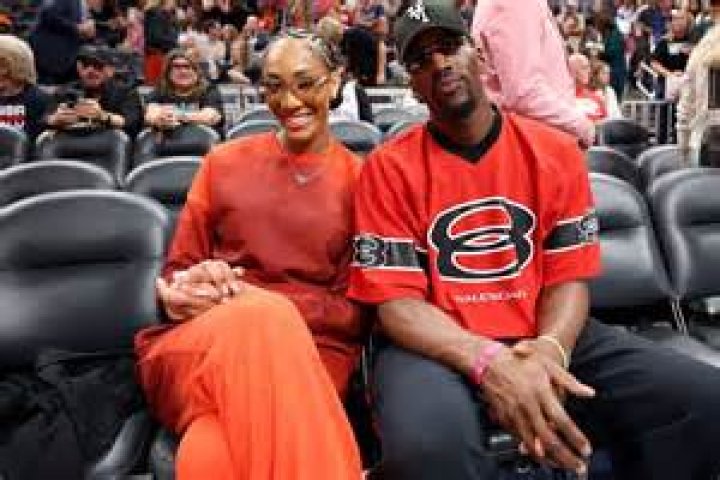 Who is Aja Graydon Dating Now