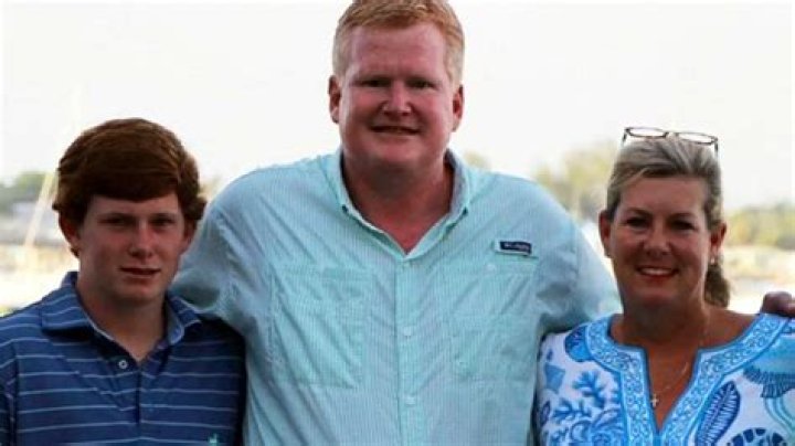 Who is Alex Peric Dating Now