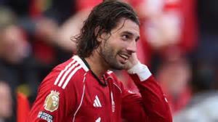 Who is Andrej Sustr Dating Now?