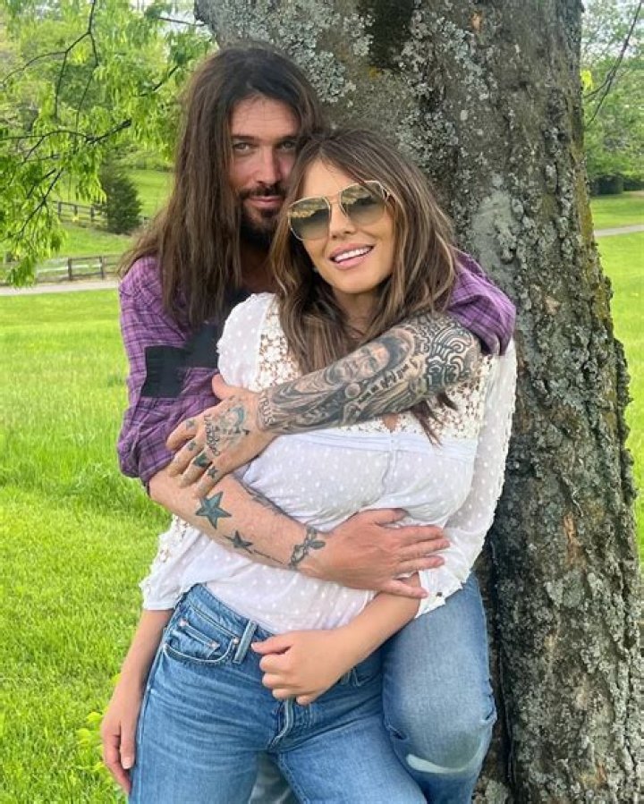 Who is Billy ShadowApples Dating Now?