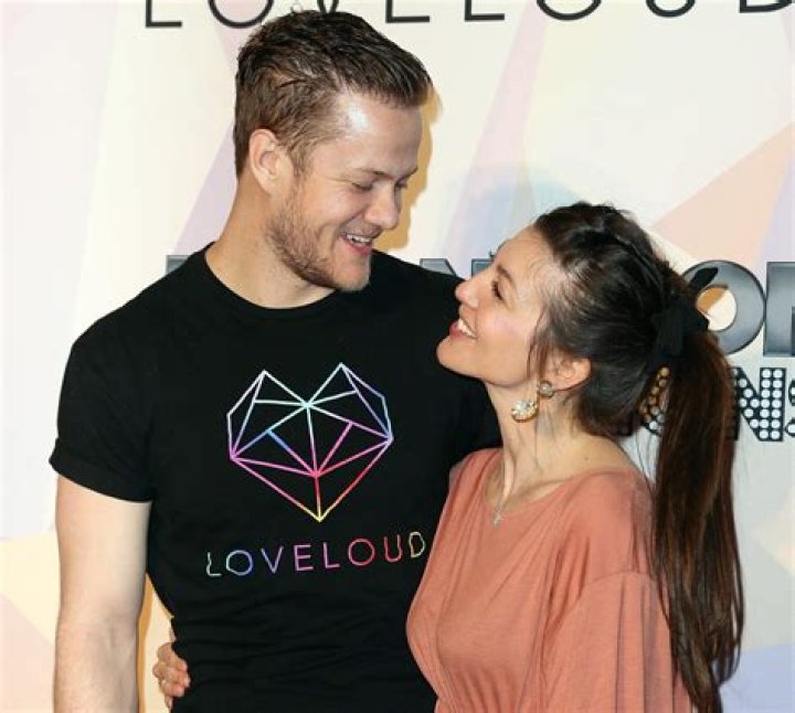 Who is Dan Jacobs Dating Now?