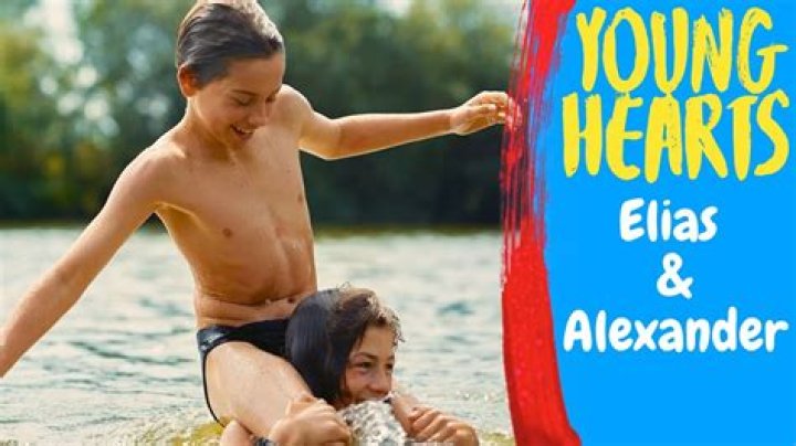 Who is Elias Koteas Dating Now?