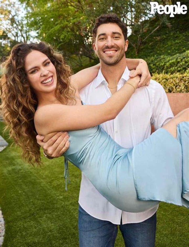 Who is Joey Browner Dating Now