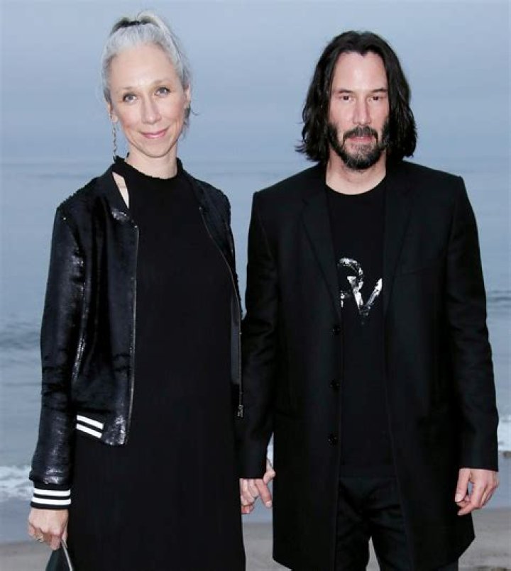 Who is Keanu Reeves Dating Now