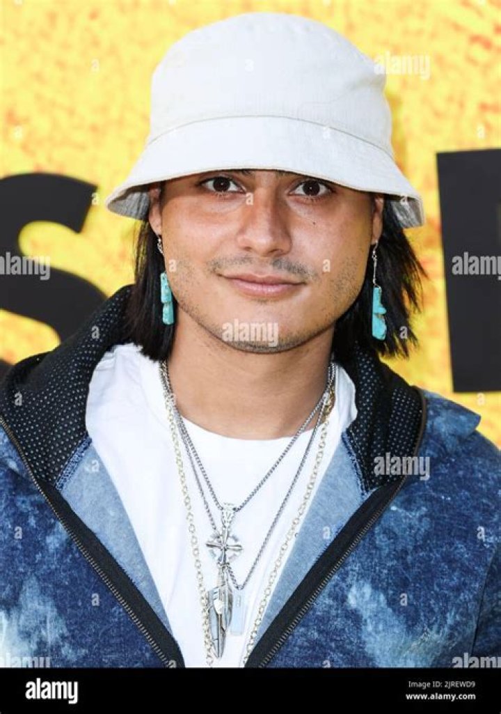 Who is Kiowa Gordon Dating Now