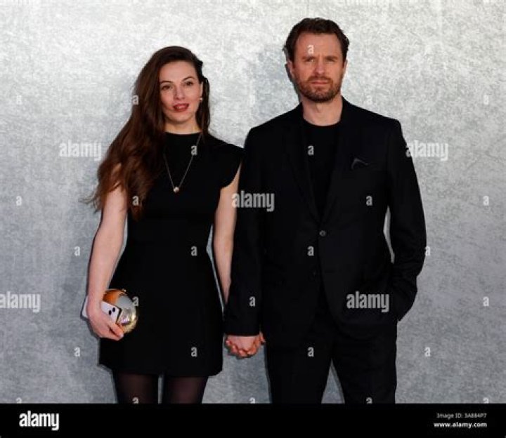 Who is Luke Mably Dating Now